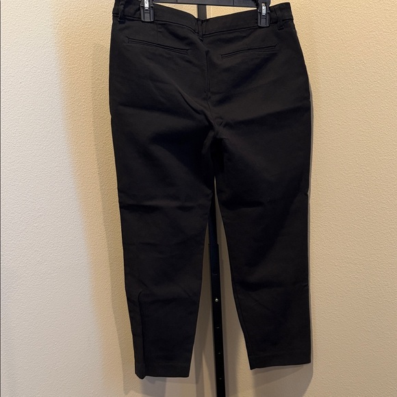 Old Navy Harper Black Mid-Rise Pants - Picture 3 of 4